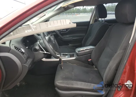 2015 Nissan Altima 2.5 z USA, uszkodzony, nr VIN 1N4AL3AP8FC493836